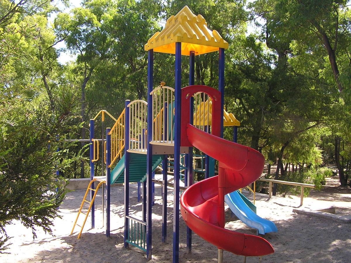 וולפול Coalmine Beach Holiday Park מראה חיצוני תמונה